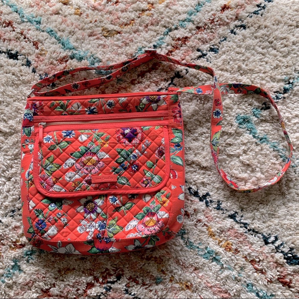 Vera Bradley crossbody purse